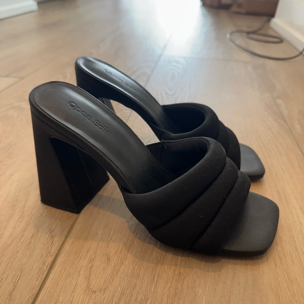 Black open edit sandals